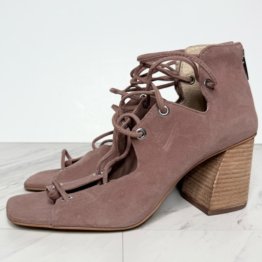 Vince Camuto Nahara Strappy Blush Sandals 8M